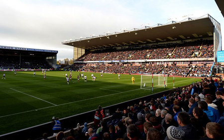 在享受帆船 在享受帆船