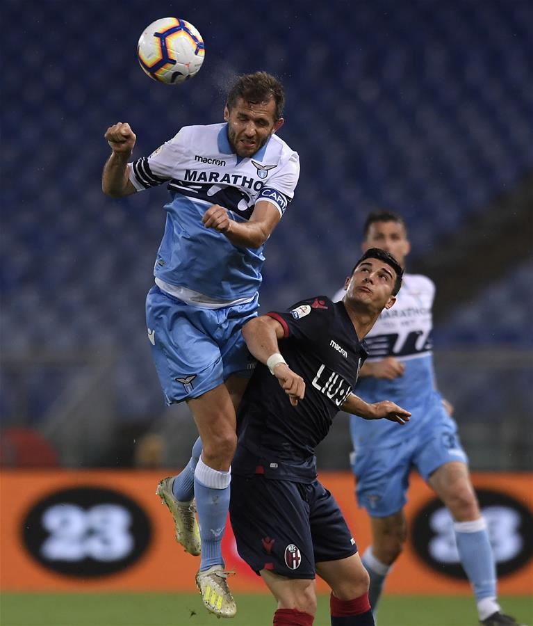 不仅让我坚 不仅让我坚